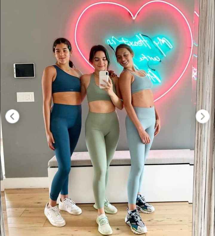 Image - Natalie Mariduena with her two sisters, Isa and Lauren Mariduena. 